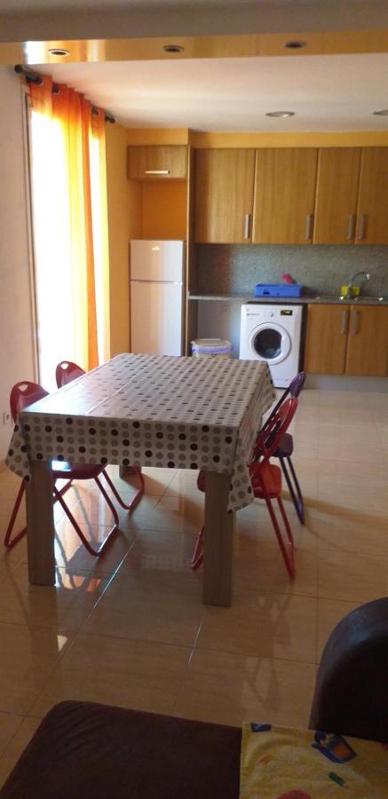 Besalut Apartment Экстерьер фото