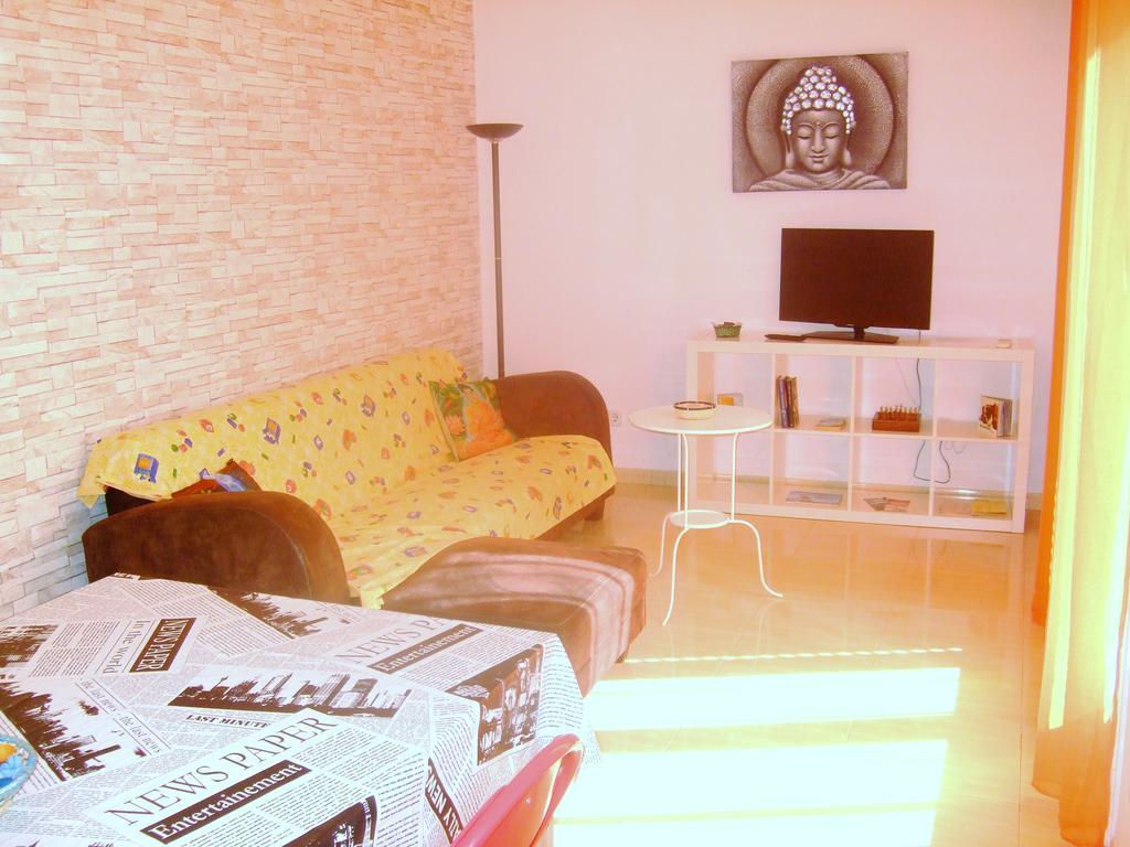 Besalut Apartment Экстерьер фото